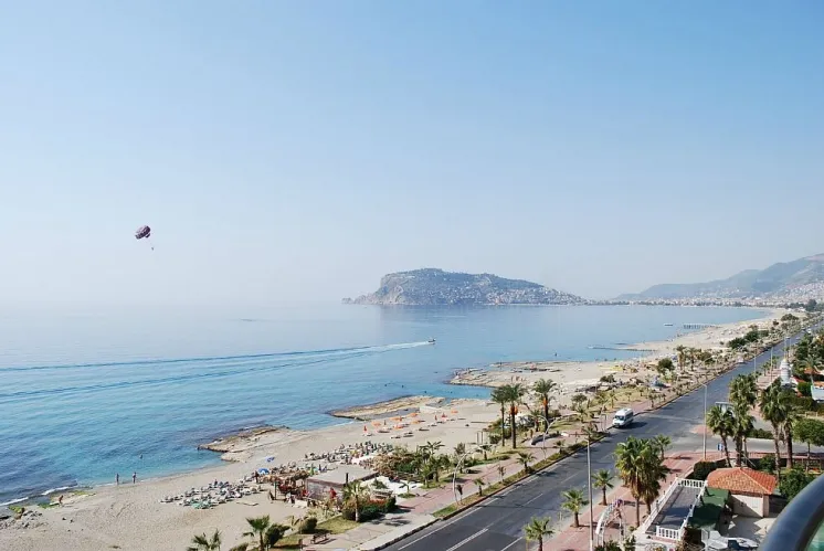 Discovery Tours: Exploring the Hidden Landmarks of Oba